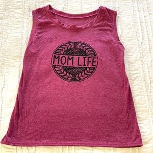 Mom life, tank top! Loose and comfortable!